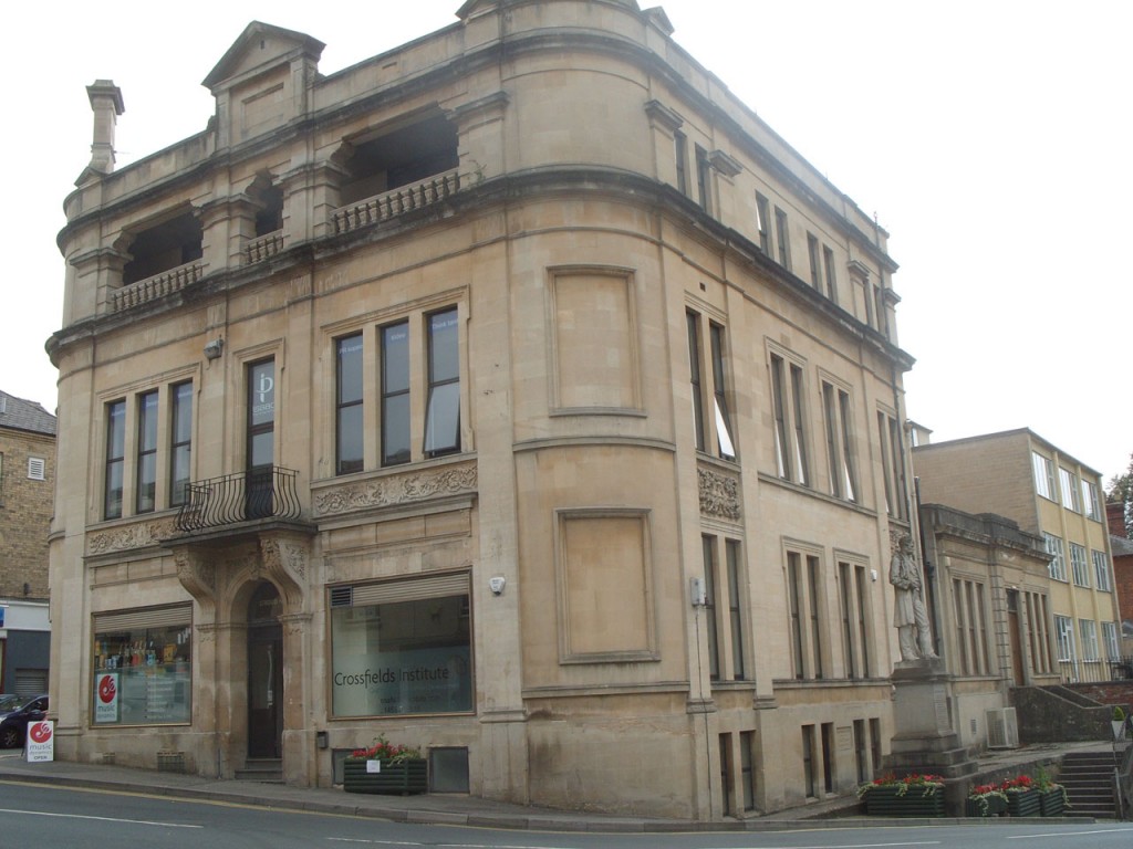 Stroud House - Photo P Stevens 2014