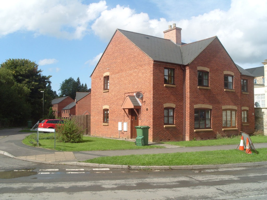 Eagle Mill Close. Photo P Stevens August 2014